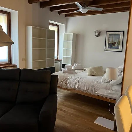 Casa Agli Archi Апартаменты Бардолино
