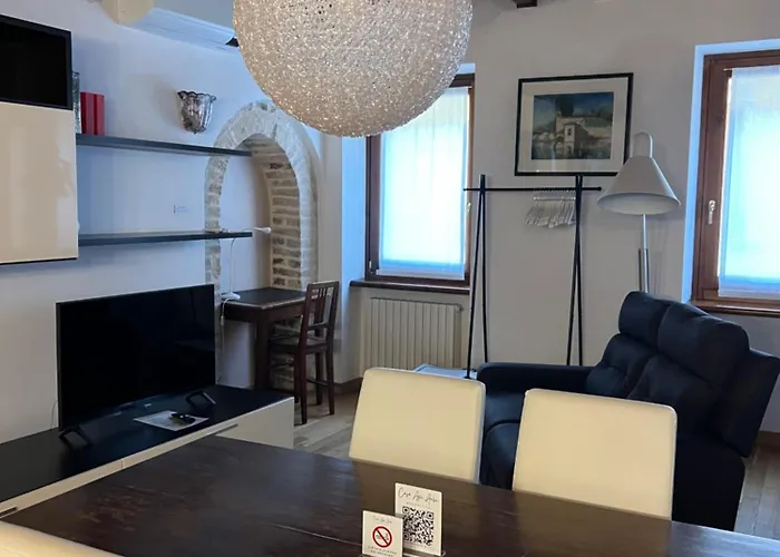 Apartment Casa Agli Archi Bardolino